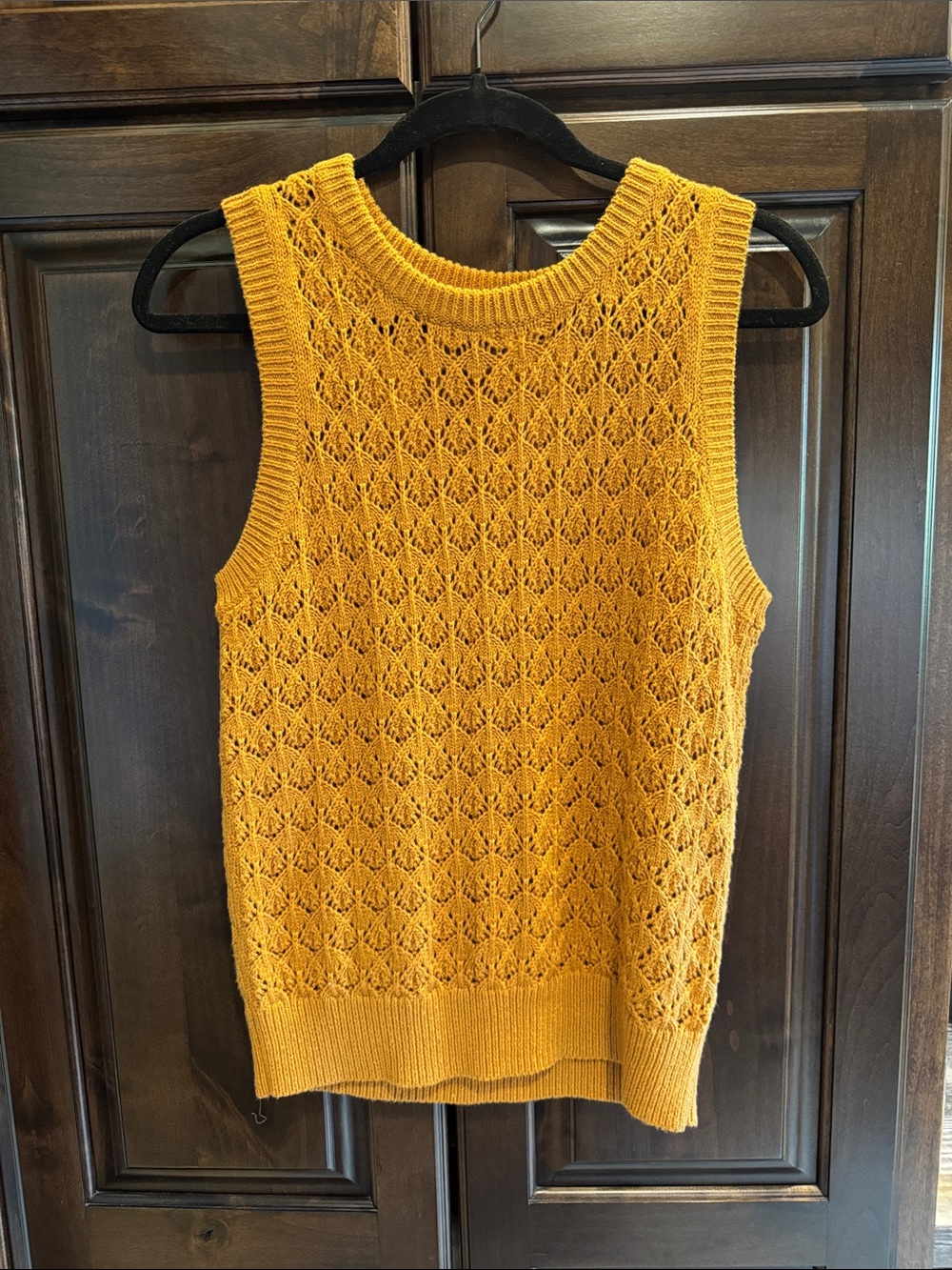 Evereve Sleeveless Crochet Knit Sweater Tank in Mustard